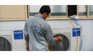 Thợ rửa điều hòa vệ sinh máy lạnh tại nhà ở TP Hồ Chí Minh